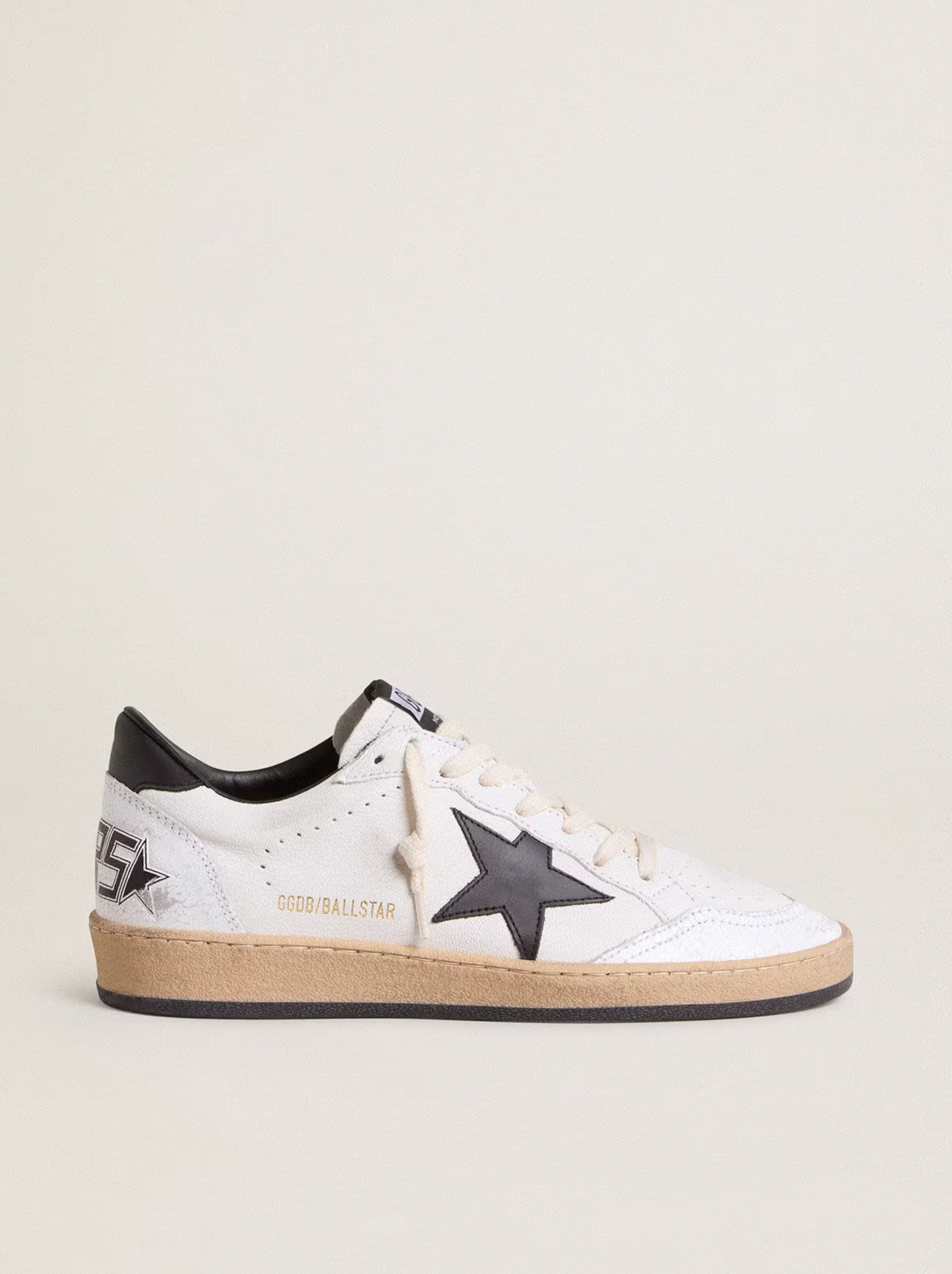 Golden Goose Ball Star Nappa Blanc Étoile Noir Homme - Sneakers luxe vintage - nbaddict.fr