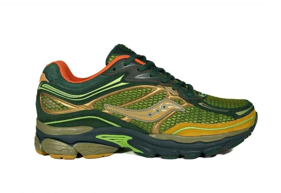 Saucony ProGrid Omni 9 Vert Reptile - Sneakers rétro effet reptile - NB Addict