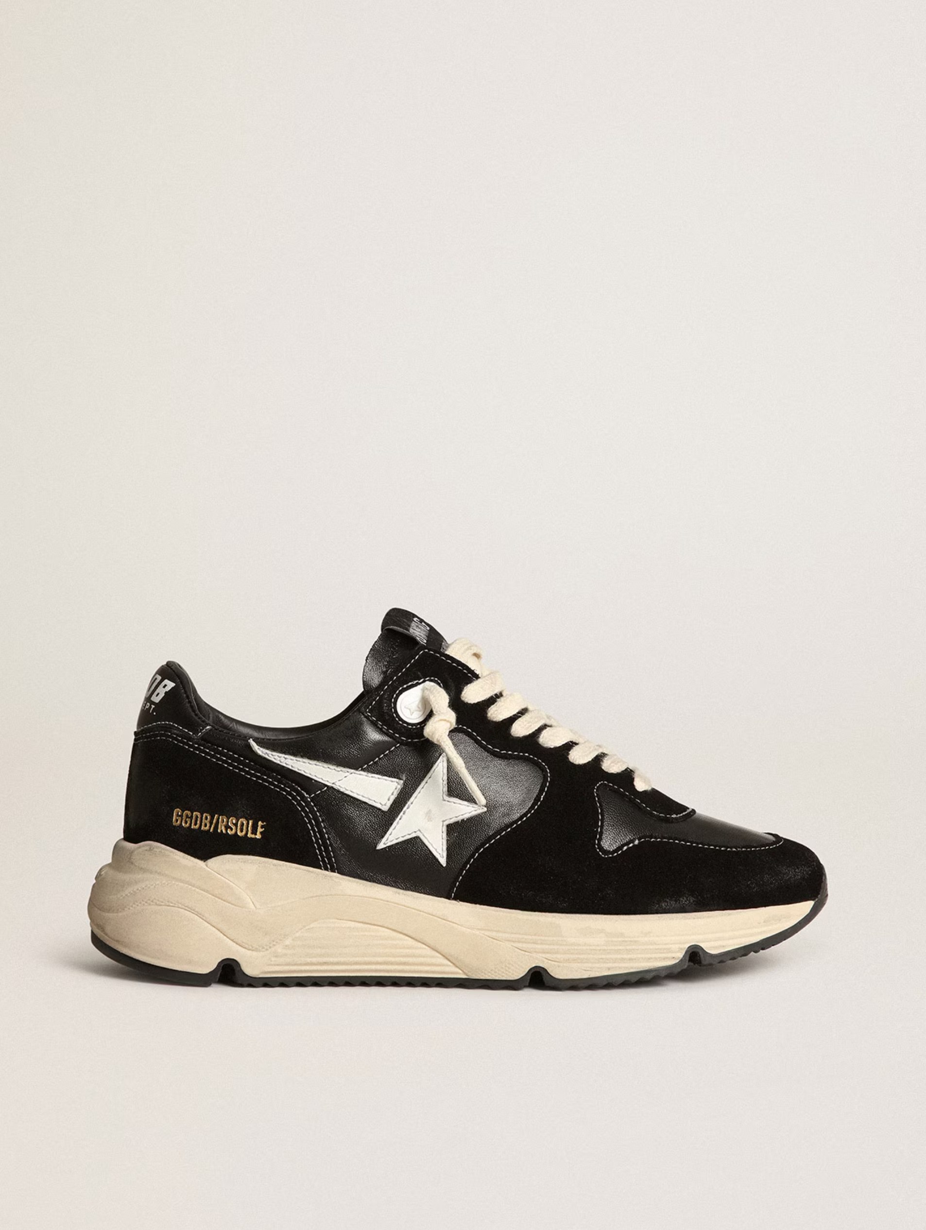 Golden Goose Running Sole Noir Étoile Blanche - Sneakers luxe chunky vintage - nbaddict.fr