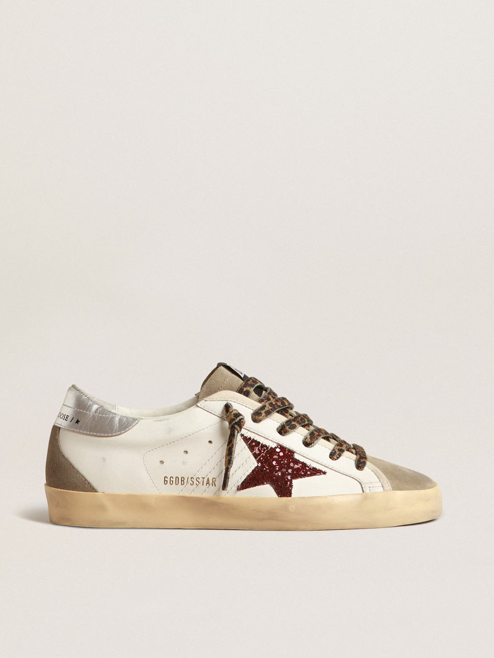 Golden Goose Super-Star Étoile Paillettes Bordeaux - Sneakers luxe vintage - nbaddict.fr

